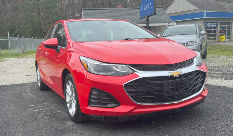 
								2019 Chevrolet Cruze LT Sedan 4D full									